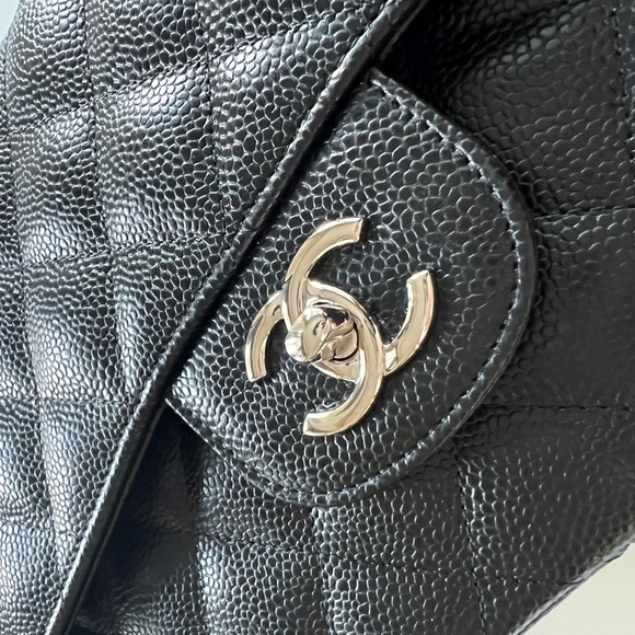 Chanel Classic Jumbo Flap Caviar Silver Hardware - Picture 4 of 8